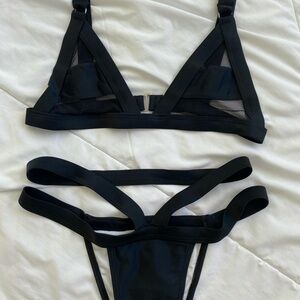 Bikini set in black, size XS